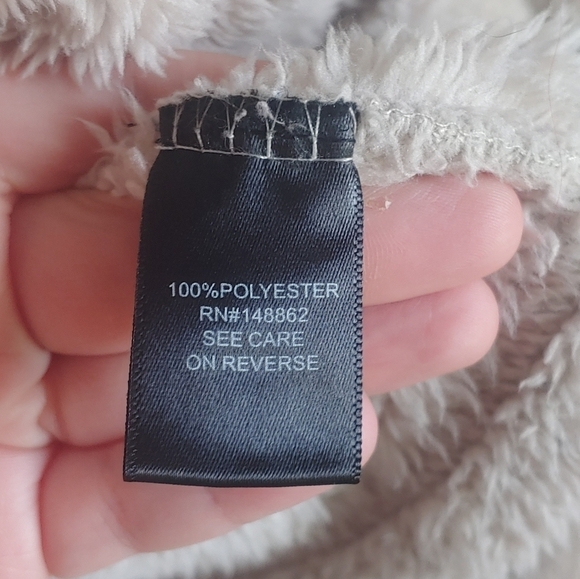 Torrid Beige Tan Faux Sherpa Teddy Soft Zip Up Jacket Size 1x - Picture 5 of 6